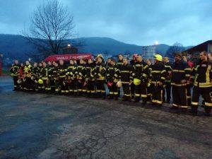 Redna vaja vseh gasilskih društev občine Borovnica za primer nesreče v podjetju Fenolit d. o. o. 1